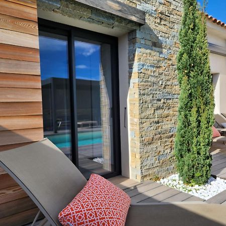 Villa Home Holiday A Cala Rossa Lecci Eksteriør bilde