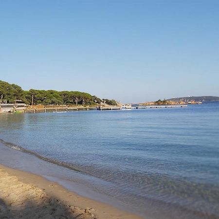 Villa Home Holiday A Cala Rossa Lecci Eksteriør bilde