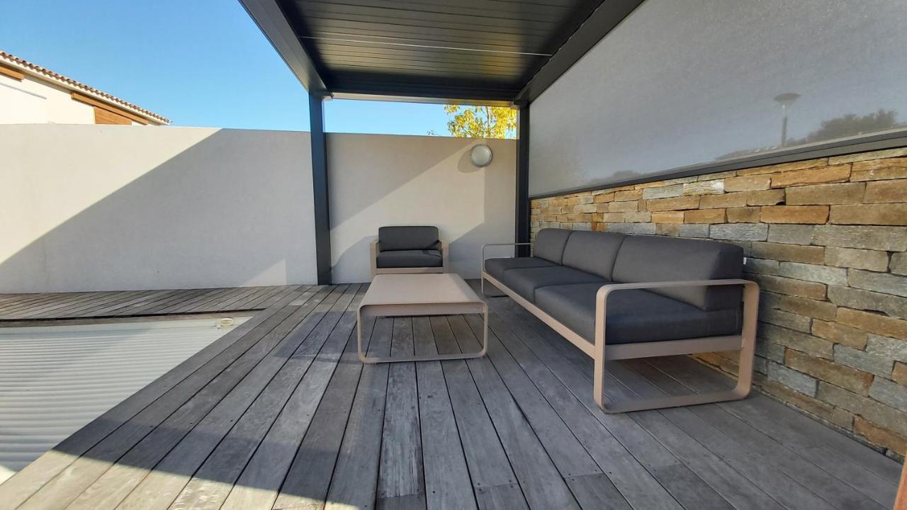 Villa Home Holiday A Cala Rossa Lecci Eksteriør bilde