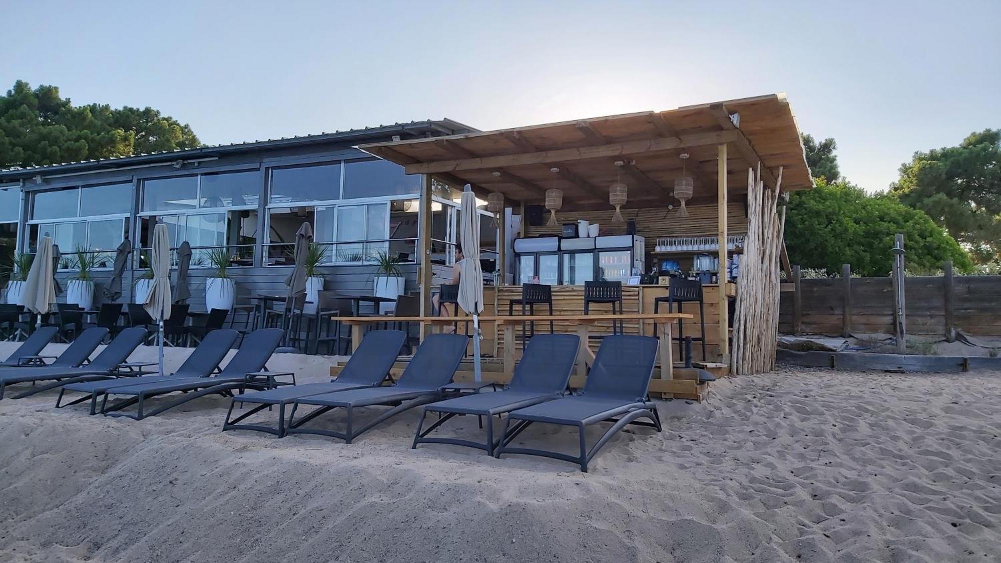 Villa Home Holiday A Cala Rossa Lecci Eksteriør bilde