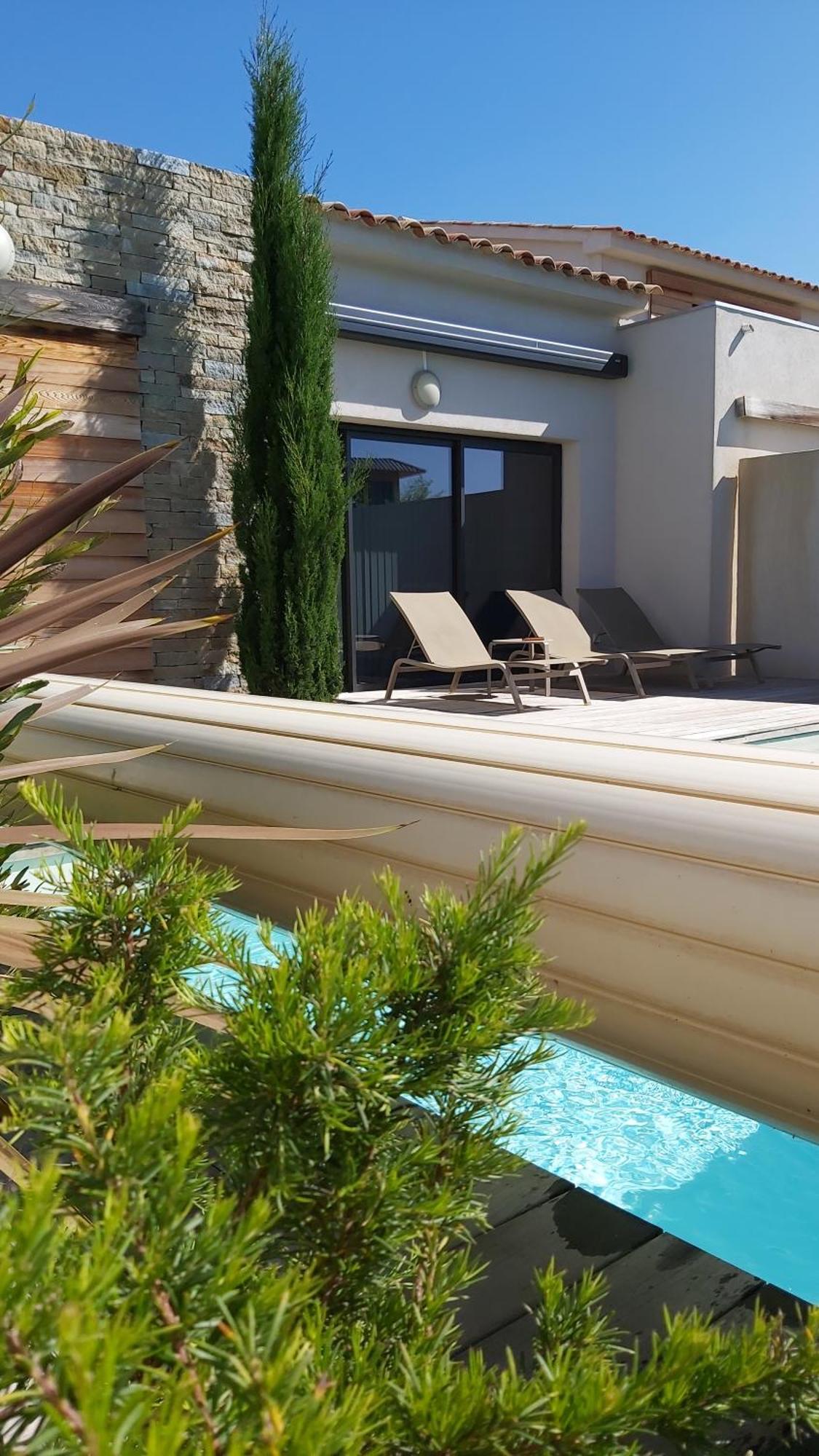 Villa Home Holiday A Cala Rossa Lecci Eksteriør bilde